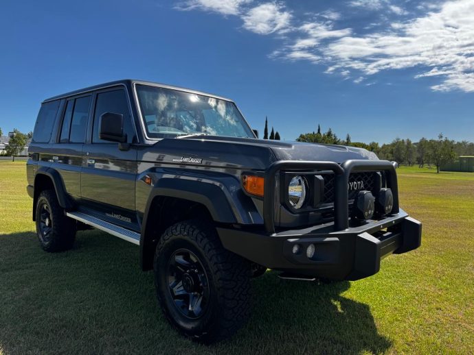 2026 Toyota Land Cruiser 76